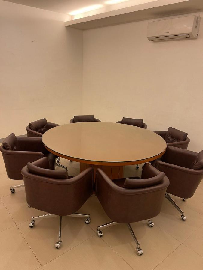 Wow Budget Hotel Cubao Quezon City Esterno foto